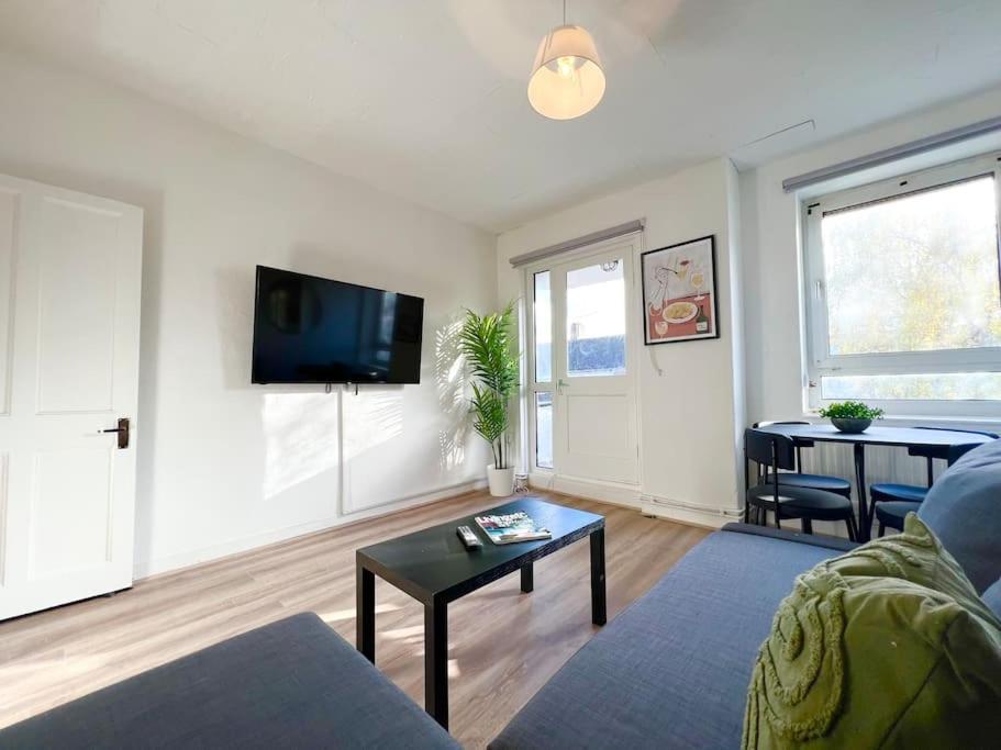 런던 2 Bed Flat- Belsize Park 아파트 외부 사진